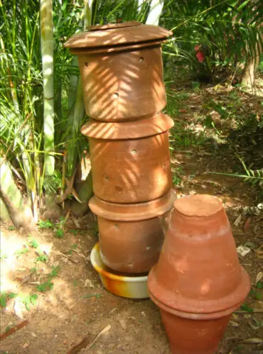 DIY Terracotta Composting Bin 370x499 