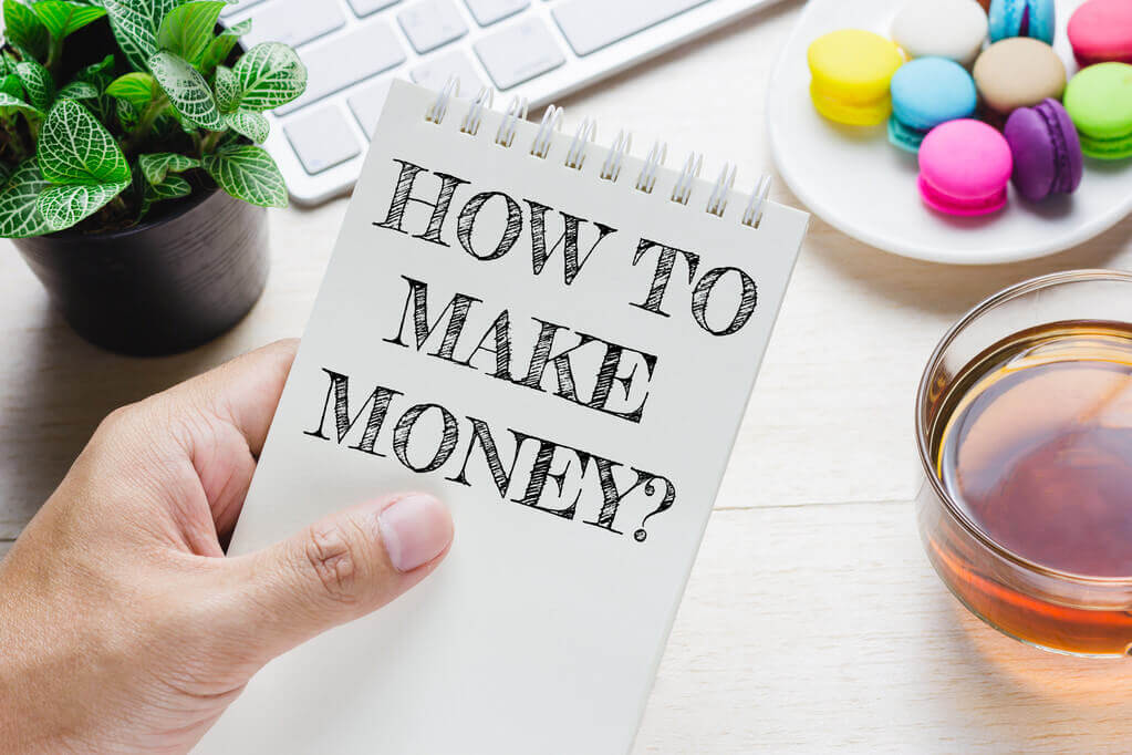 Invest In A Money Making Course And Learn How To Make Money